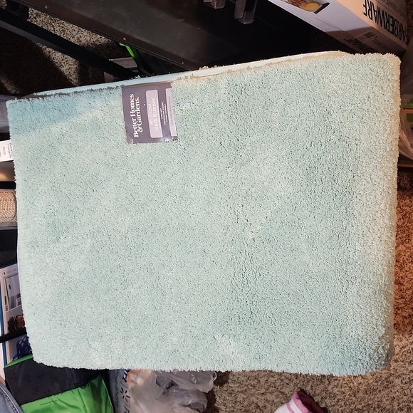 BH&G bathroom runner - Picture 1 of 4